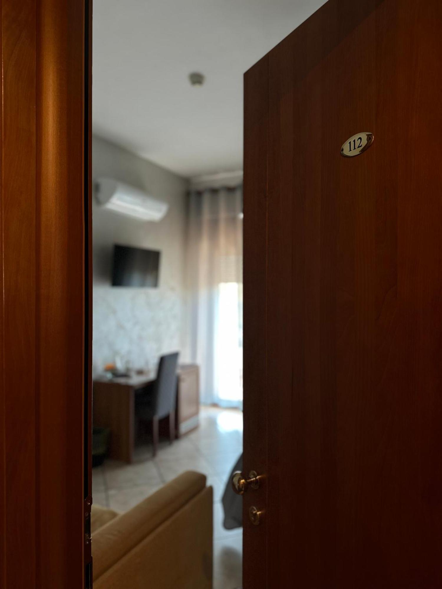 Hotel Il Giardino Degli Aranci Nola Ngoại thất bức ảnh