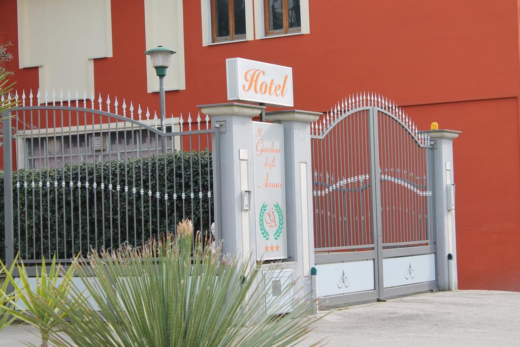 Hotel Il Giardino Degli Aranci Nola Ngoại thất bức ảnh