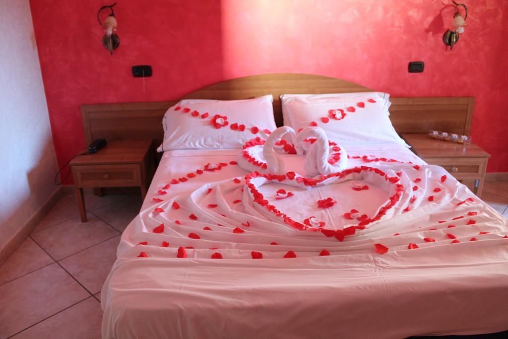 Hotel Il Giardino Degli Aranci Nola Ngoại thất bức ảnh